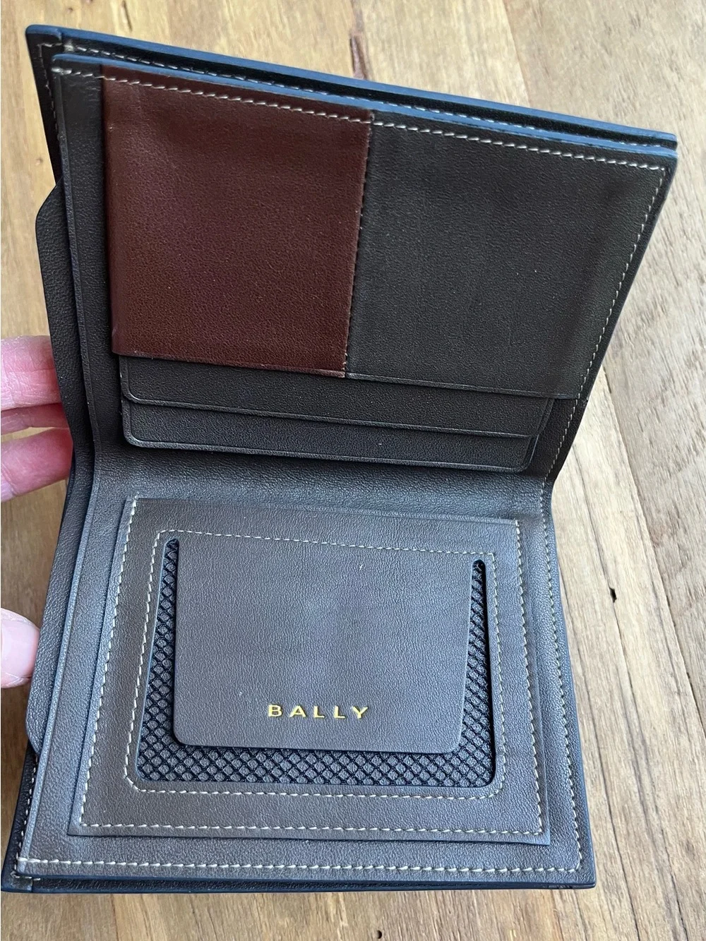 BALLY Bifold Men’s Leather Wallet Brown
